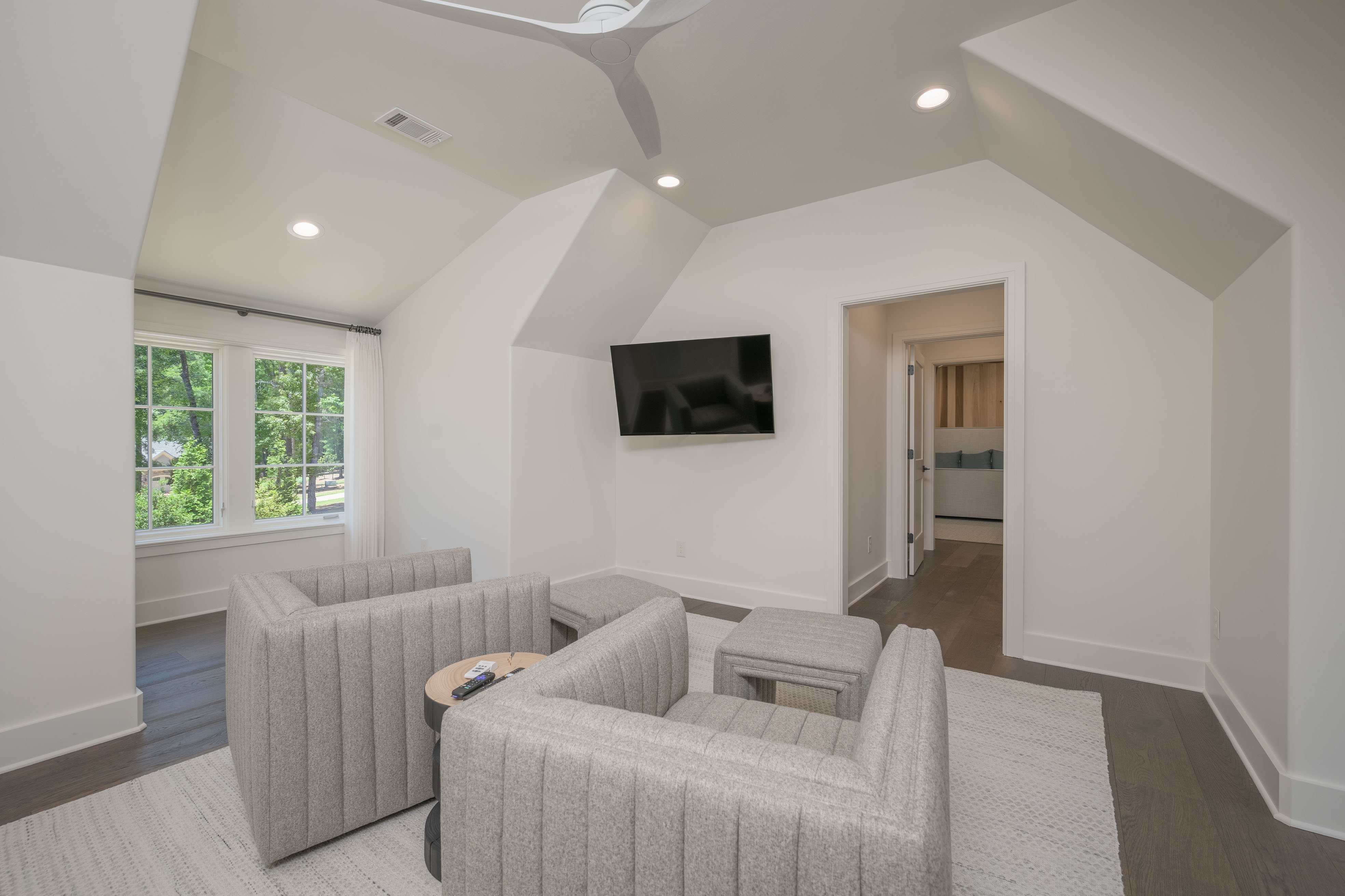 1050 South Grove Road image 33